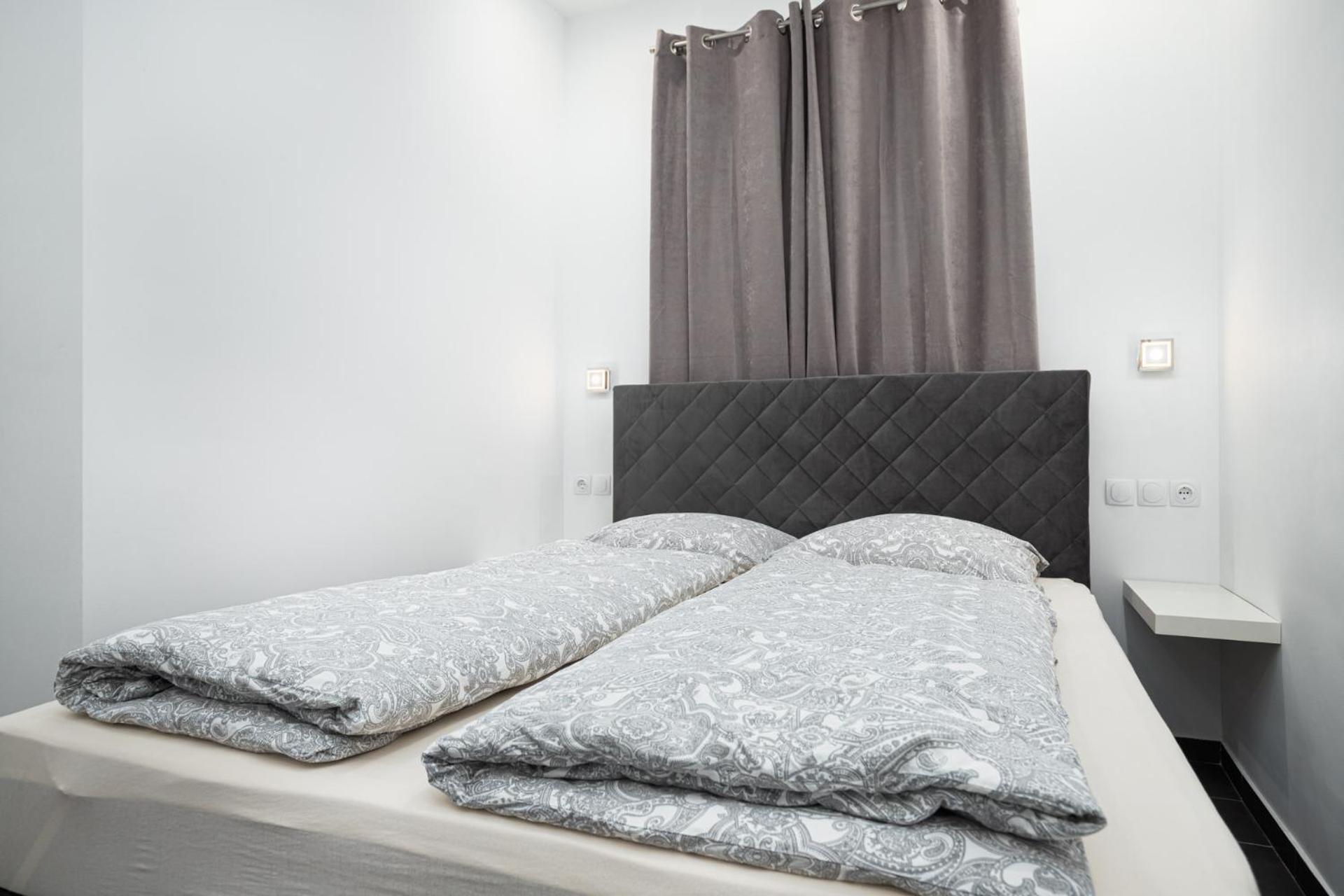 Rooms And Studio Flora Porec Exterior photo