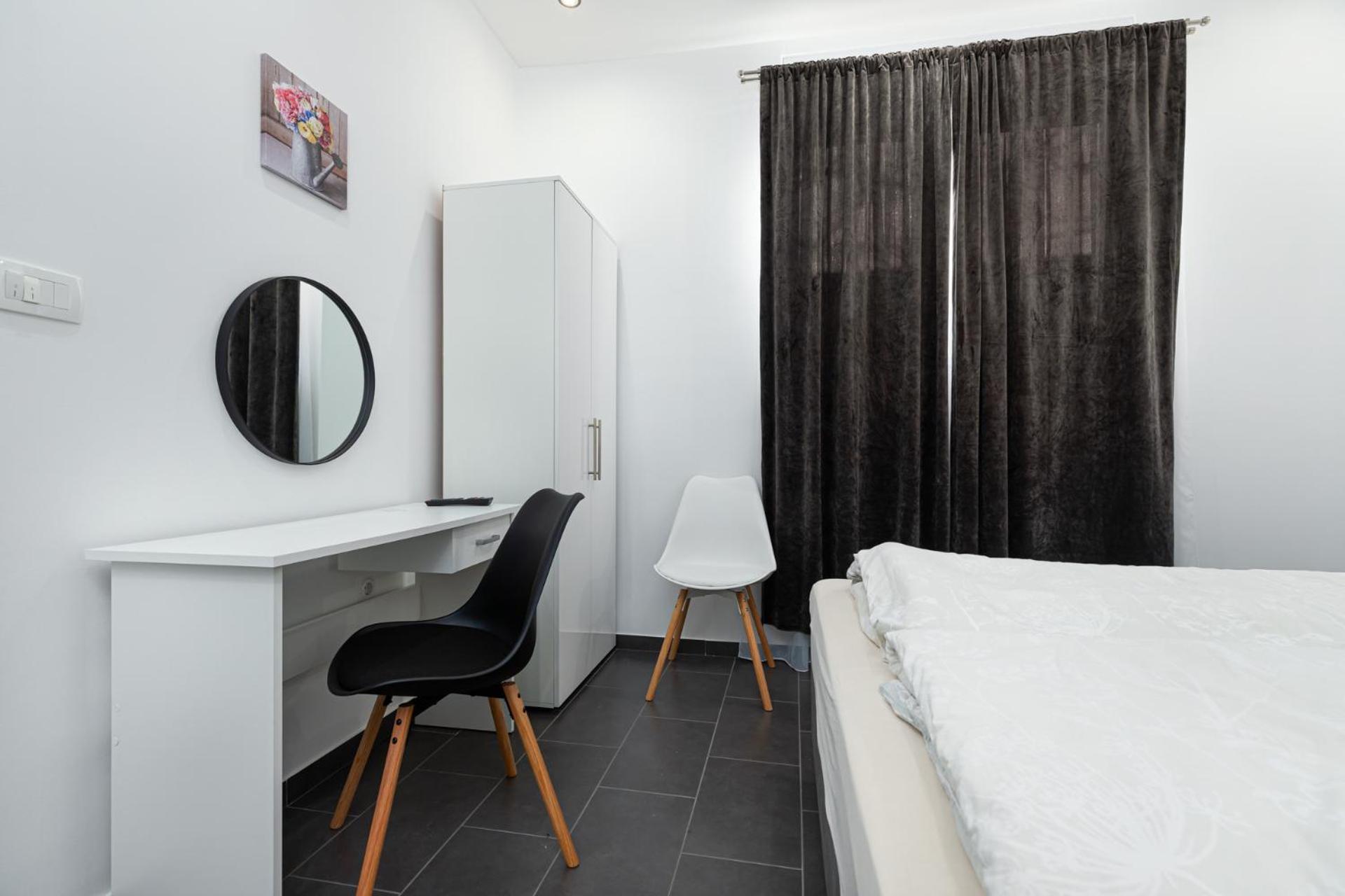 Rooms And Studio Flora Porec Exterior photo