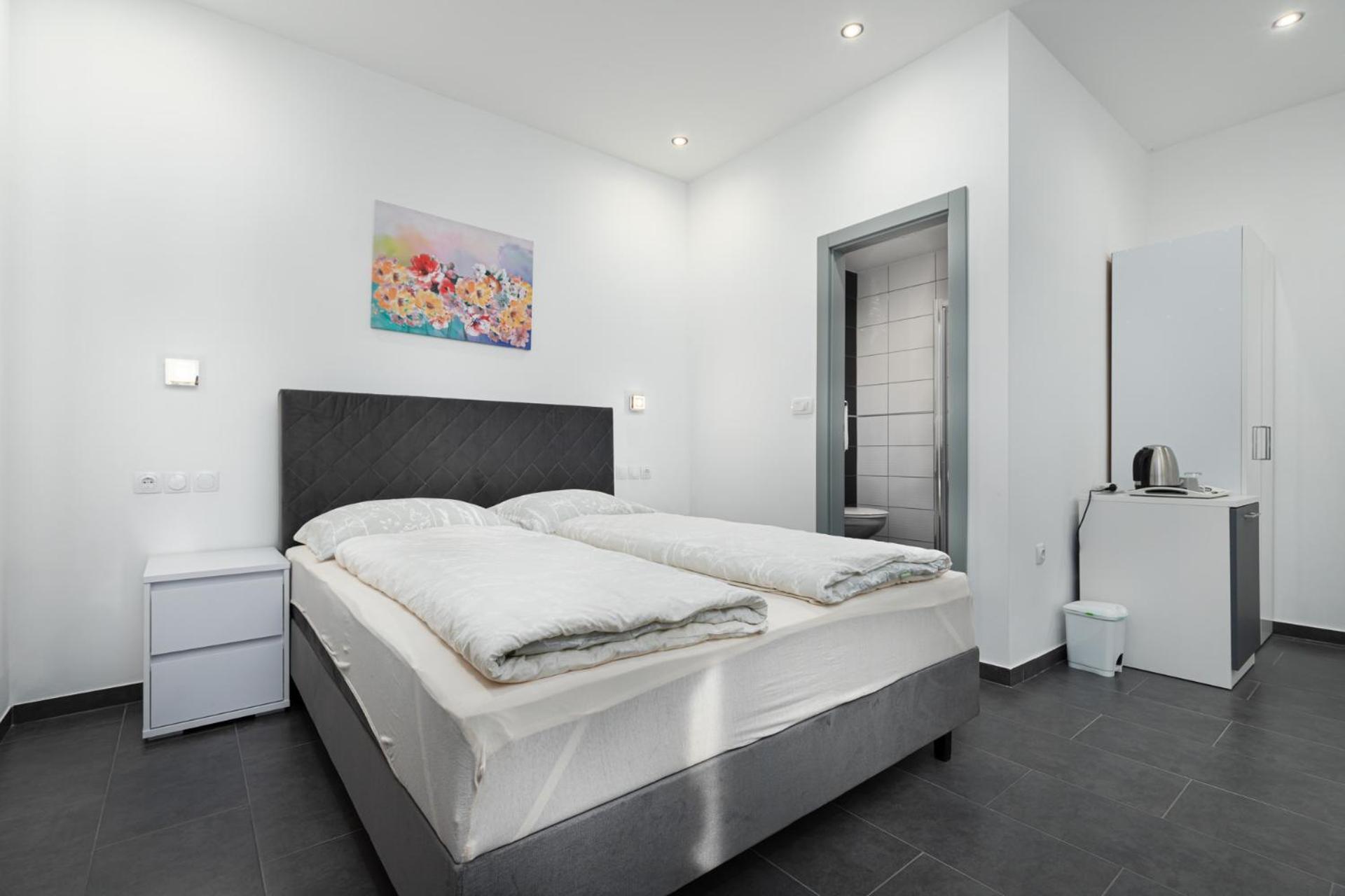 Rooms And Studio Flora Porec Exterior photo