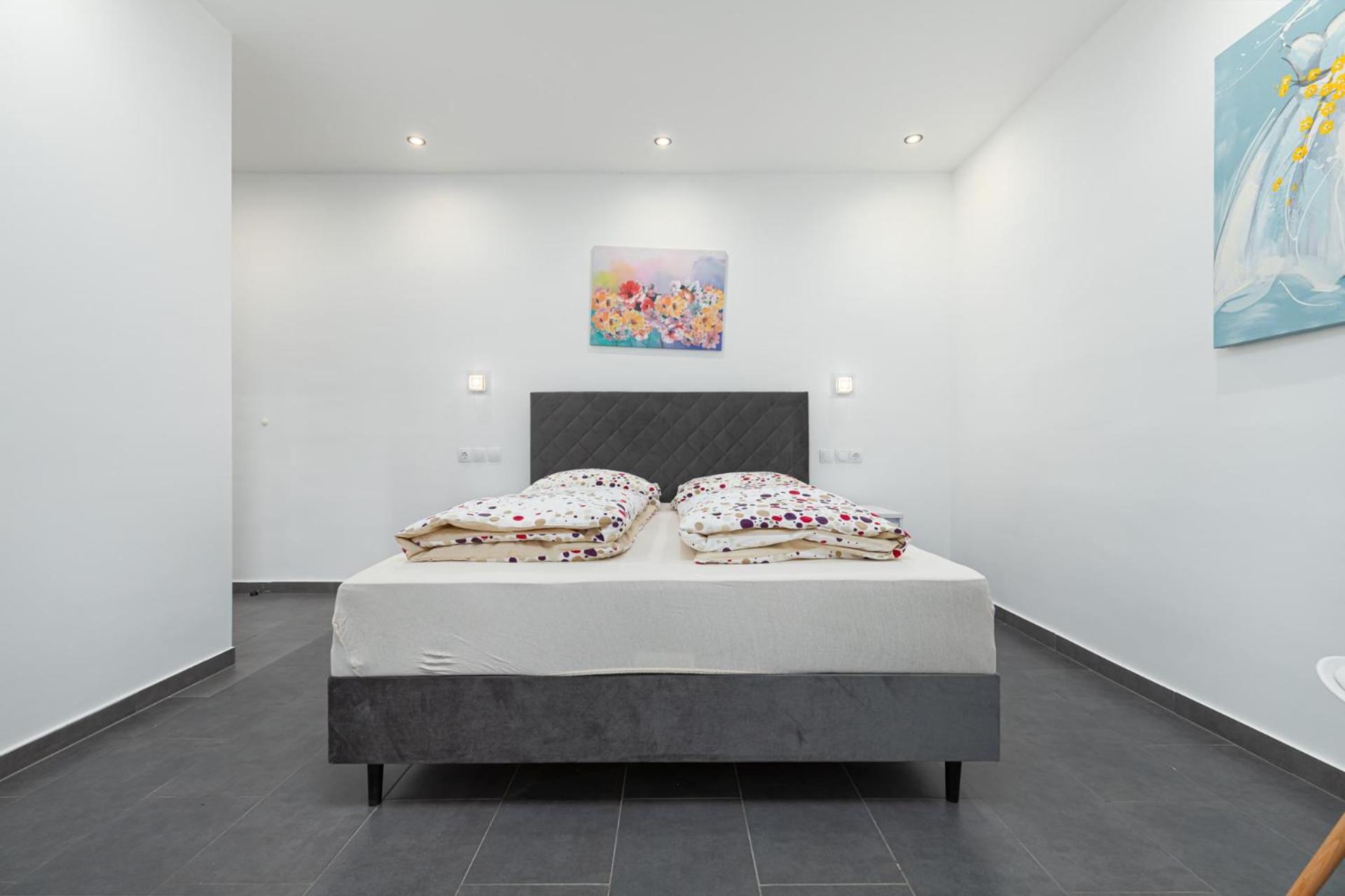 Rooms And Studio Flora Porec Exterior photo